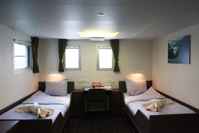 ortelius_twin deluxe 528, deck 5 © Monica Salmang-Oceanwide Expeditions 5jpeg.jpeg